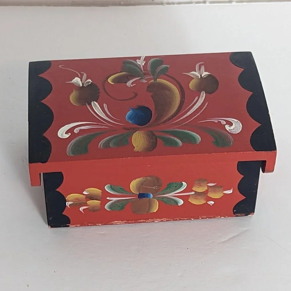 Vintage Folk Art‎ Norwegian Hand Painted Toll Wood Box Lid Boho Scandinavian